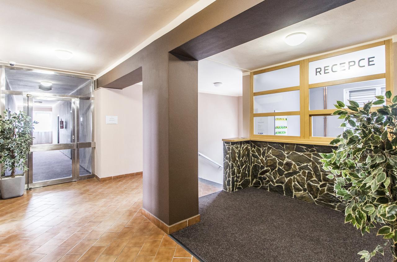 Garni Hotel Tachov Тахов Экстерьер фото