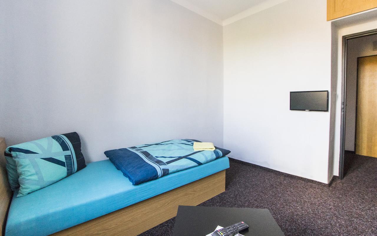 Garni Hotel Tachov Тахов Экстерьер фото