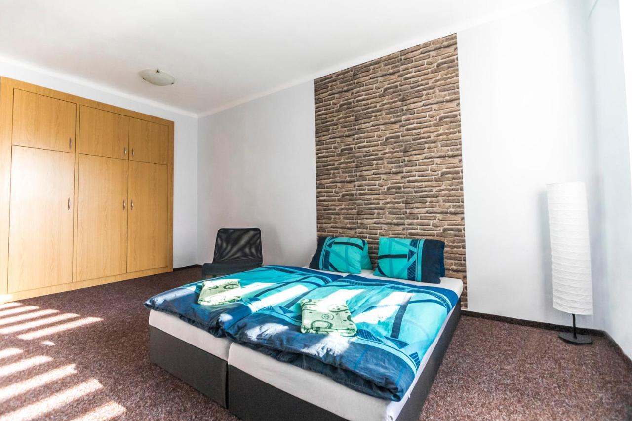 Garni Hotel Tachov Тахов Экстерьер фото
