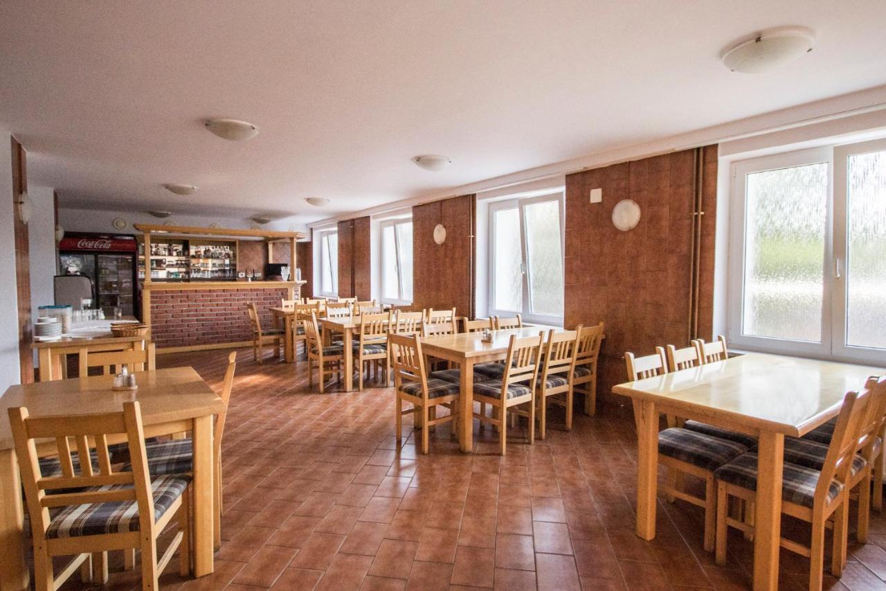 Garni Hotel Tachov Тахов Экстерьер фото