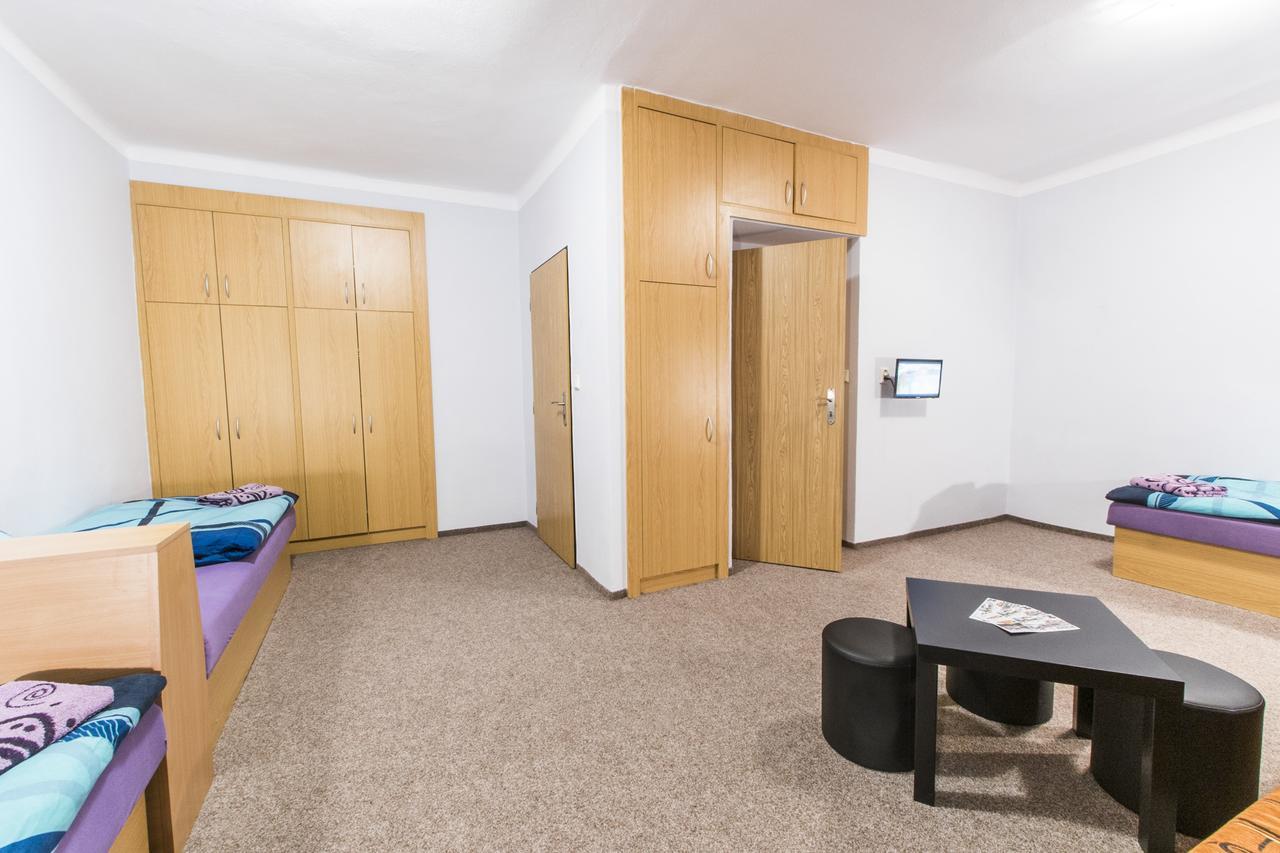 Garni Hotel Tachov Тахов Экстерьер фото