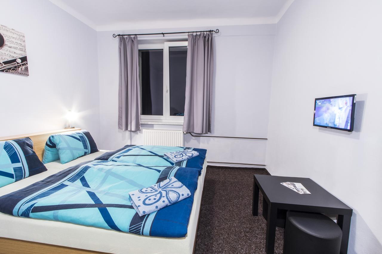 Garni Hotel Tachov Тахов Экстерьер фото